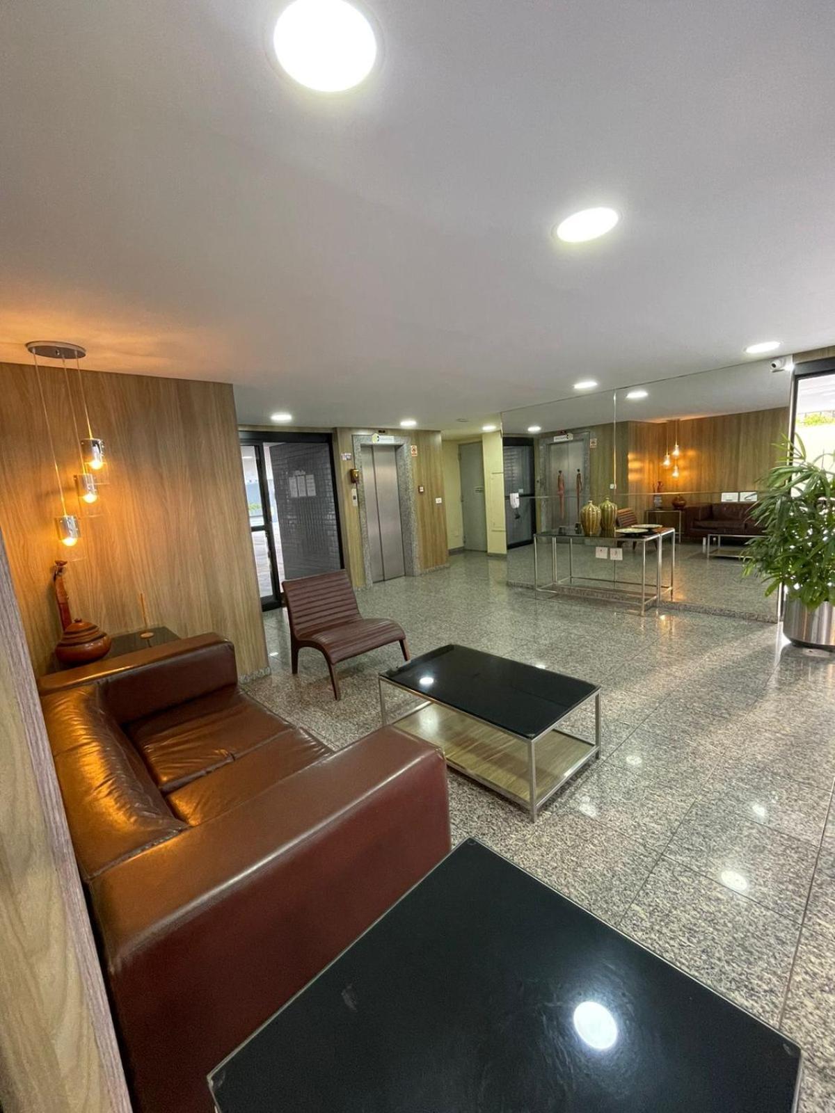 Apartment De 3 Quartos Na Ponta A 500m Da *